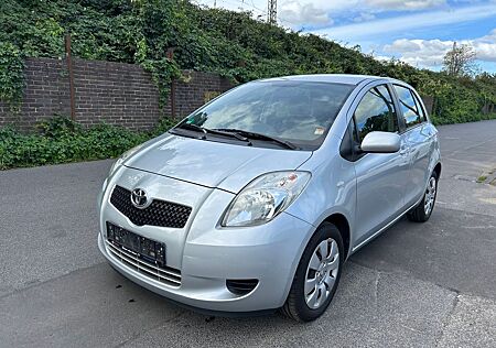 Toyota Yaris Sol