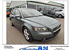 Volvo V50 1.8i SCHECKHEFTGEPFLEGT BEI