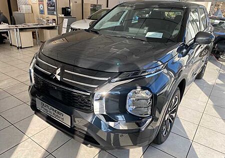 Mitsubishi Outlander 2.4L PHEV BASIS