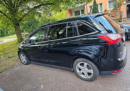 Ford Grand C-Max 1,5TDCi 88kW Titanium Titanium