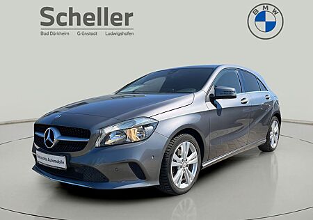 Mercedes-Benz A 180 BlueEfficiency Urban AHK Klima PDC(Händler