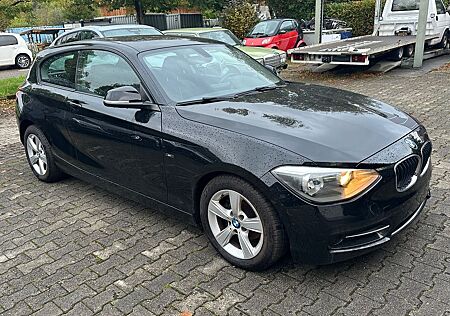 BMW 114i F21 Sport Line 2013. 128879km