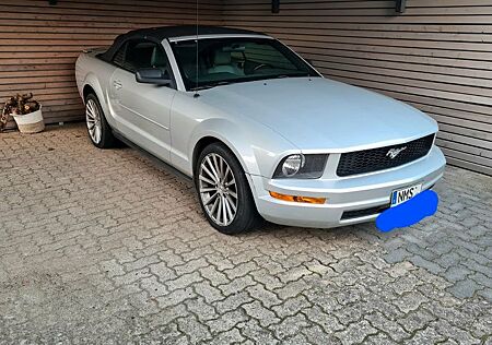 Ford Mustang Cabrio V6 Premium