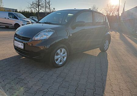 Daihatsu Sirion 1.0 GARANTIE KLIMAAUTOMATIK ALU TÜV NEU