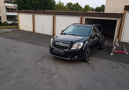 Chevrolet Orlando 2.0 LT+ MT LT+