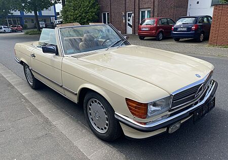 Mercedes-Benz SL 560 sehr schön SL-W107.de