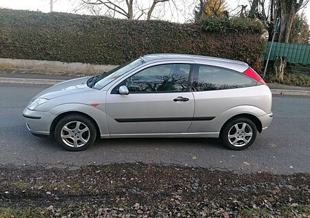 Ford Focus 1.6 Futura Klima.Alus.nagelneu Tüv 3.27