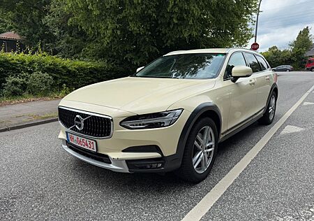 Volvo V90 Cross Country -360°Kamera-ACC-Navi-LED-TOP