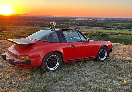Porsche 911 Urmodell 911 3,2 Carrera Targa BJ 85'