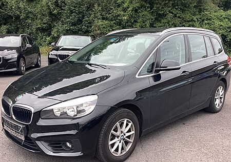 BMW 2er 218i Gran Tourer Advantage
