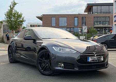 Tesla Model S 85D USA Free supercharger