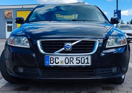 Volvo S40 D5 2.4 Diesel A/T Neu TÜV '9.27