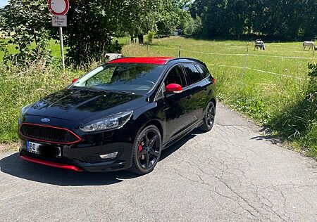 Ford Focus 1,0 EcoBoost 92kW St-line