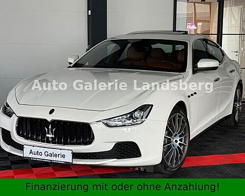 Maserati Ghibli 3.0 V6 TwinTurbo*Glasdach*LED*Navi*Leder*