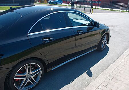 Mercedes-Benz CLA 45 AMG SPEEDSHIFT DCT 4MATIC AMG