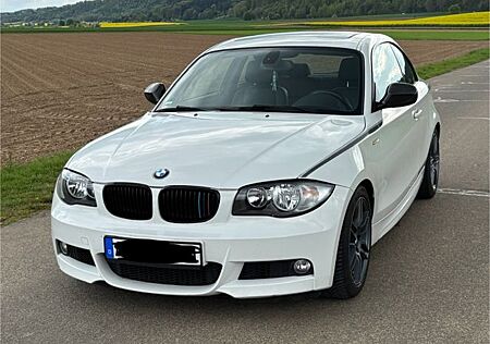BMW 120i Coupé - M Performance