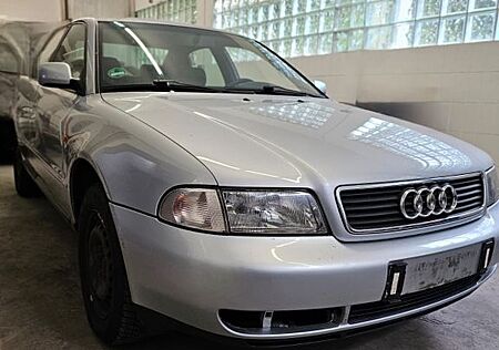 Audi A4 1.8 Auto -