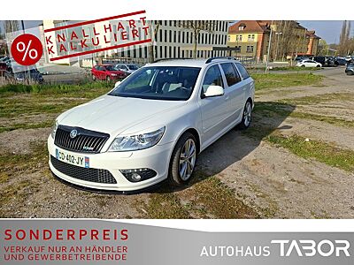 Skoda Octavia Combi 2.0 TDI RS DSG Climatr LM PDC SHZ