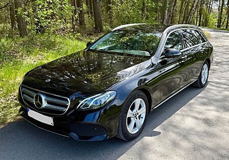 Mercedes-Benz E 220 Top E-Klasse Kombi Diesel Automatik Allrad