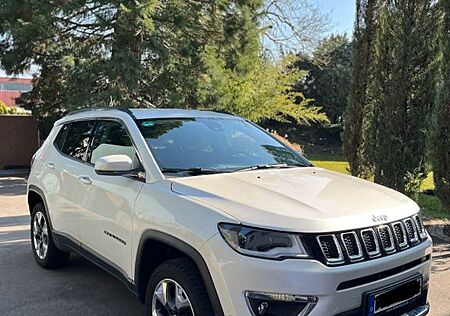 Jeep Compass 1.4 MultiAir Limited 4x4 in Pearl White