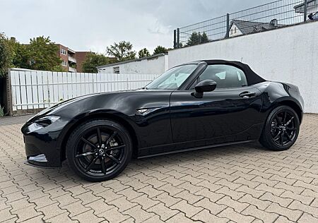 Mazda MX-5 2.0 SKYACTIV-G 184 Signature