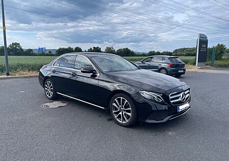 Mercedes-Benz 220 E d Limo | Navi groß | Totwinkel | Vollleder