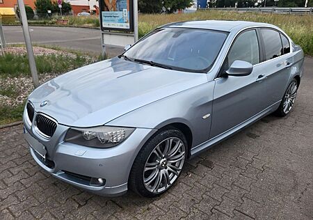 BMW 325i -