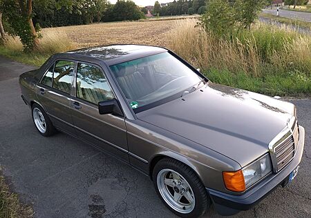 Mercedes-Benz 190 190E 2.0 5-Gang, Penta ET 11, TechArt, Hingucker