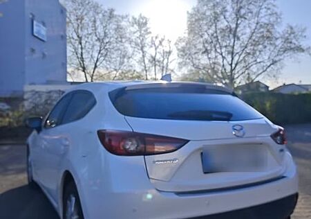 Mazda 3 2.0 SKYACTIV-G 120 Center-Line Center-Line