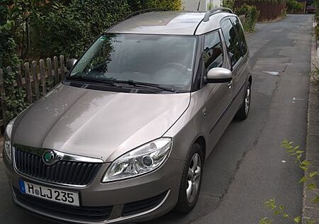 Skoda Roomster 1.2l TSI 63kW Active Plus Edition A...