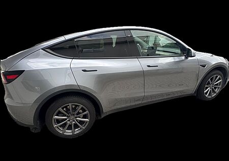Tesla Model Y AWD Long Range Quicksilver