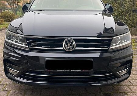 VW Tiguan Volkswagen 2.0 TSI DSG 4MOTION SOUND RLine/Navi/AHK