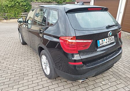BMW X3 sDrive18d -