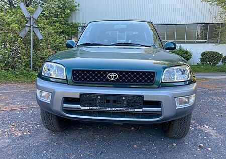 Toyota RAV 4 -