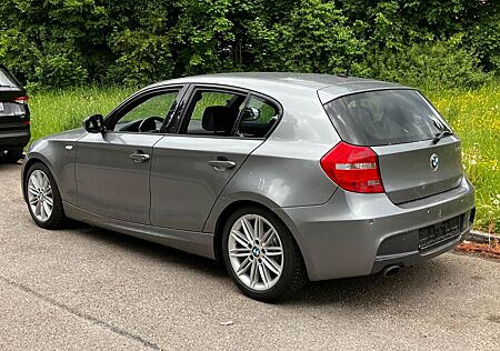 BMW 123d Schalter M Sportpaket ex Behördenfzg