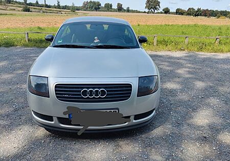 Audi TT Coupe 1.8T -