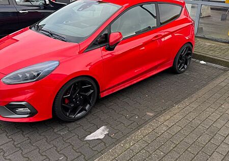 Ford Fiesta 1,5 EcoBoost ST mit Performance Paket