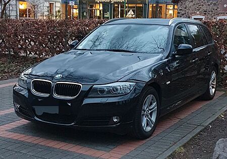 BMW 320i Touring - Automatik,Volllederausstattung