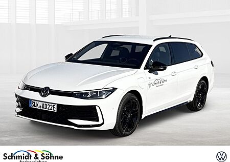 VW Passat Volkswagen R-Line 1.5 eHybrid DSG HARMANN+BLACK-STY.