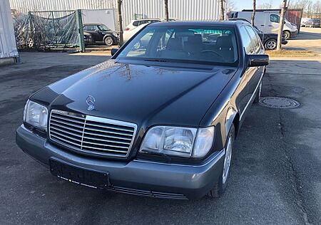 Mercedes-Benz 600 SEL V12