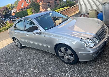 Mercedes-Benz 200