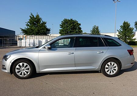 Skoda Superb Combi Ambition 2,0TDI DSG LED Navi