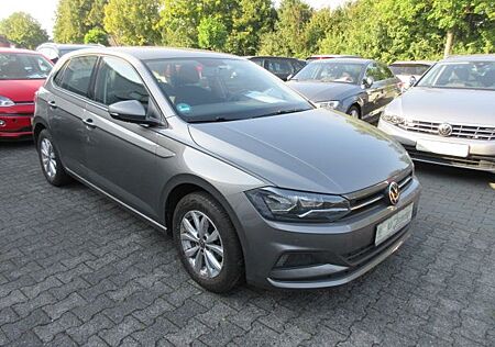 VW Polo Volkswagen Comfortline 1.0 NAVI ALU KLIMA APS SITZHEIZ