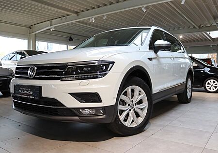 VW Tiguan Allspace Volkswagen 2.0 TDI Highline 4Motion 147 ...