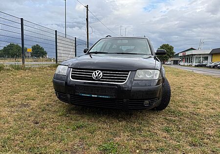 VW Passat Variant Volkswagen Basis