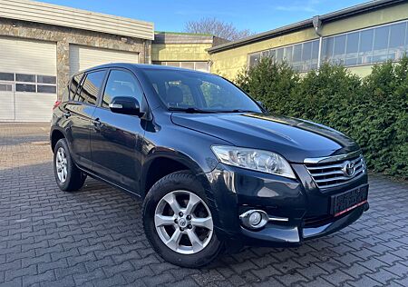 Toyota RAV 4 2,2-l-D-4D