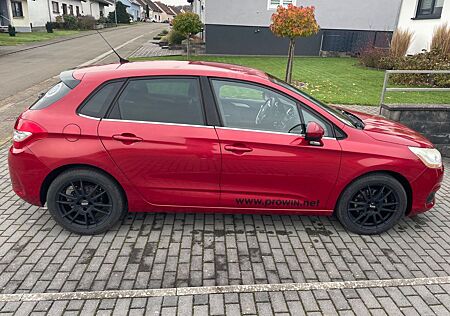 Citroën C4 VTi 120 Sitzheizung,Massage Sitze, Reifen NEU