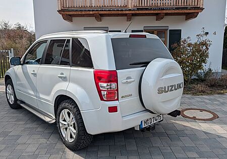 Suzuki Grand Vitara 2.4 Limited Edition, Automatik