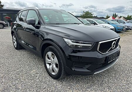 Volvo XC 40 Momentum AWD * Vollausstattung*