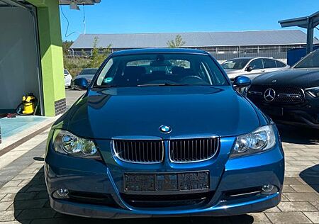 BMW 318i -Limousine